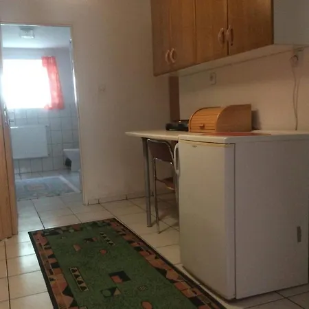 Vivaldi 홈스테이 *